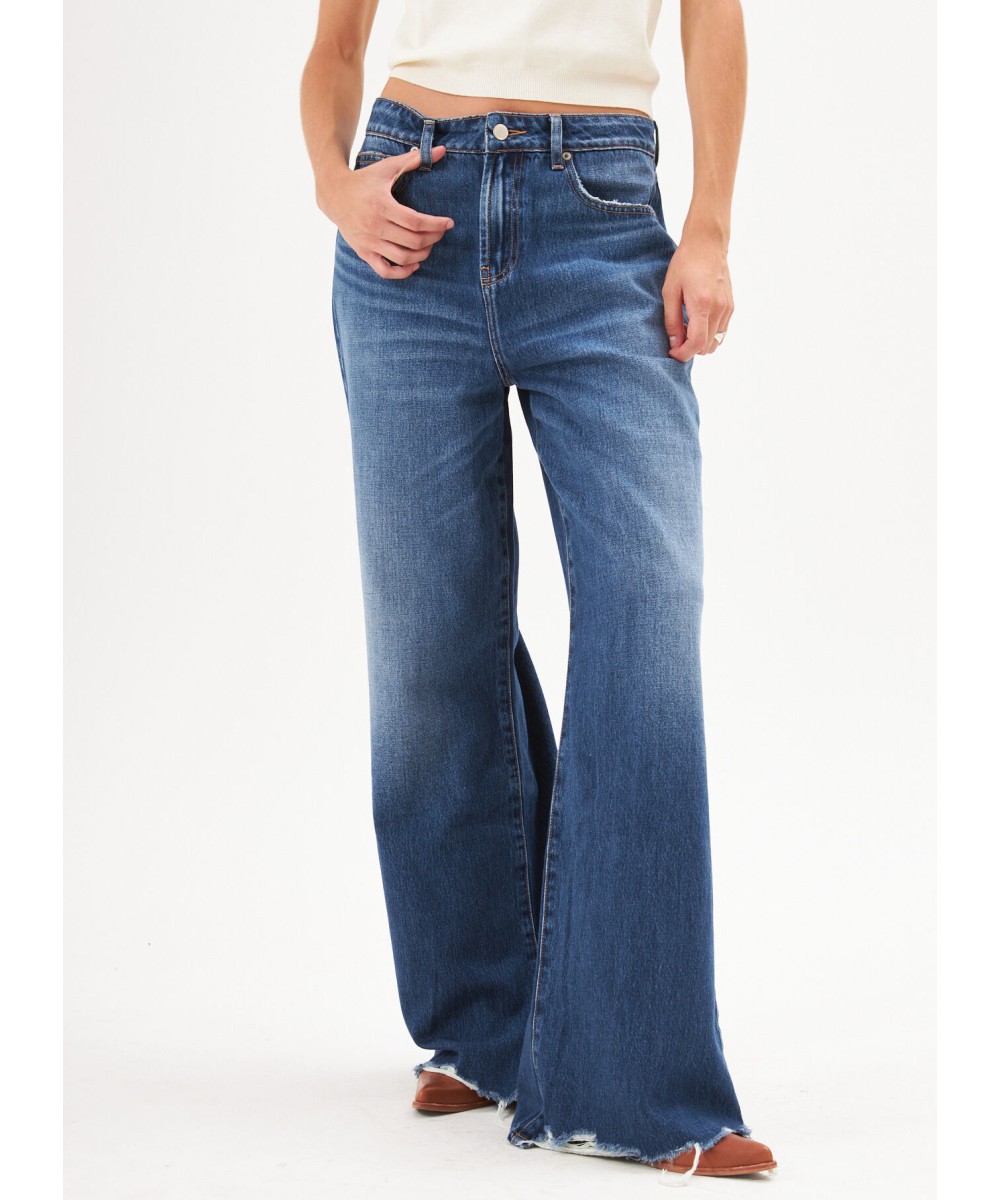 Jean Lucille Ease