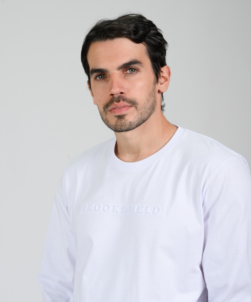 Remera Embossed