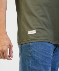 Remera Print Logo 3D