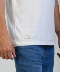 Remera Print Logo 3D