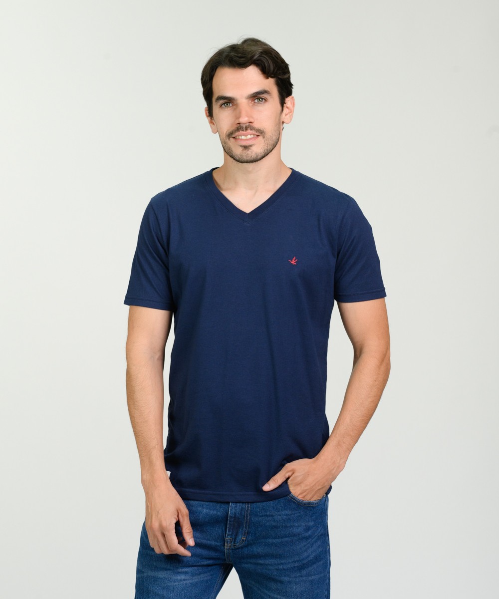 Remera Logo V Embroidery
