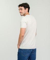 Remera Logo V Embroidery