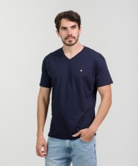 Remera Logo V Relax Fit