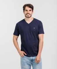 Remera Logo V Relax Fit