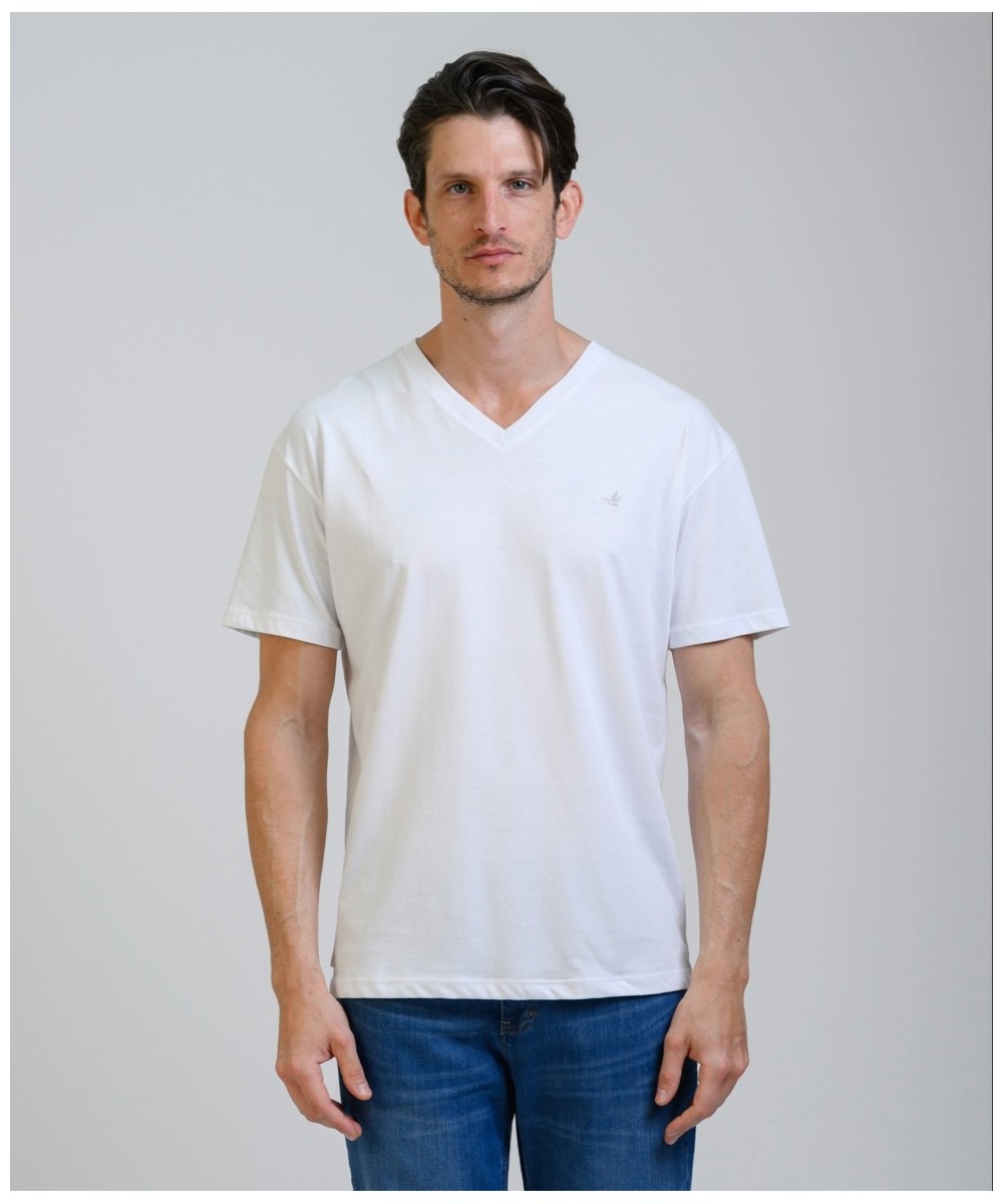 Remera Logo V Embroidery