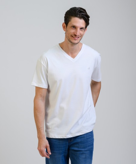 Remera Logo V Embroidery 2