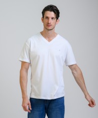 Remera Logo V Embroidery