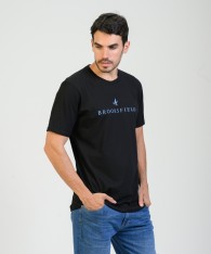 Remera Print Logo 3D