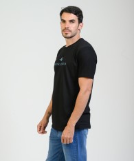 Remera Print Logo 3D