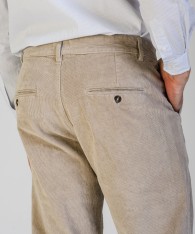 Pantalon Chino Corderoy