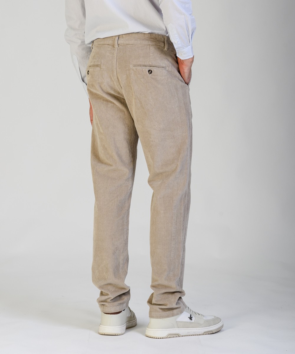Pantalon Chino Corderoy