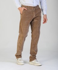 Pantalon Chino Corderoy