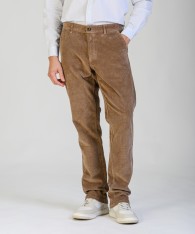 Pantalon Chino Corderoy