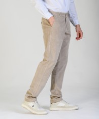 Pantalon Chino Corderoy